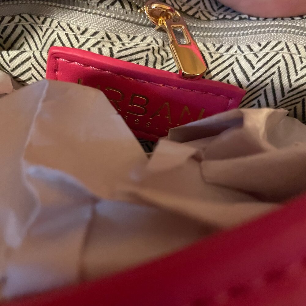 FIRM. Urban Expressions Vegan Leather Braided Purse/Crossbody Hot Pink. Rare NWT - Picture 9 of 12